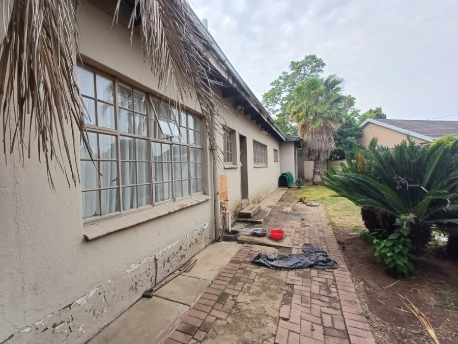 4 Bedroom Property for Sale in Flimieda North West